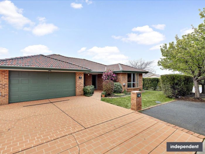 2 Burbidge Cres, Palmerston ACT 2913, Australia