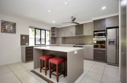 5 Oxley Cres, Erakala QLD 4740, Australia