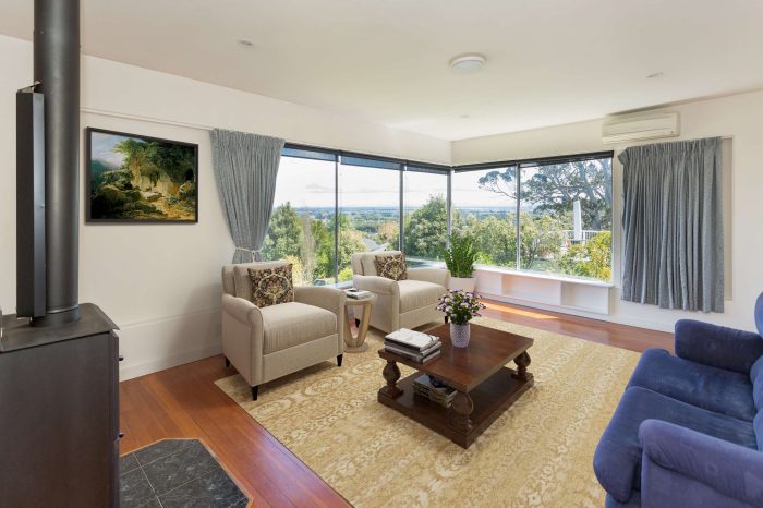 76 Hackthorne Road, Cashmere, Christchur­ch City, Canterbury, 8022, New Zealand