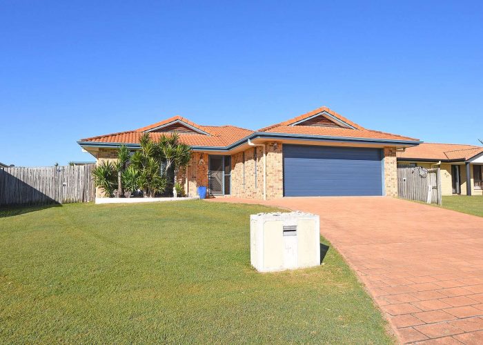 41 Heather Way, Urraween QLD 4655, Australia