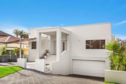 39 Hillcrest St, Wollongong NSW 2500, Australia