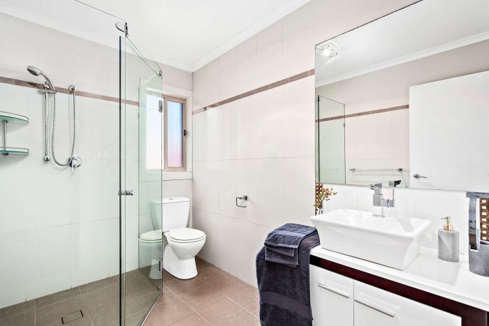 39 Hillcrest St, Wollongong NSW 2500, Australia