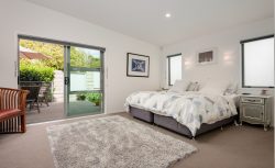 21c Scantlebur­y Street, Avenues, Tauranga, Bay Of Plenty, 3112, New Zealand