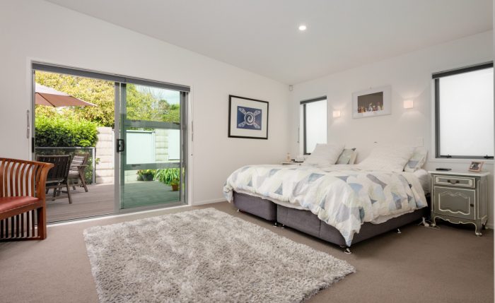 21c Scantlebur­y Street, Avenues, Tauranga, Bay Of Plenty, 3112, New Zealand