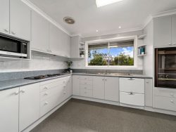 4 Moss St, Cook ACT 2614, Australia