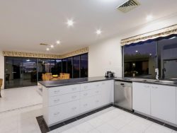 145 Roberts St, Joondanna WA 6060, Australia