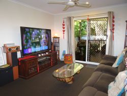 67 Nalkari St, Coombabah QLD 4216, Australia