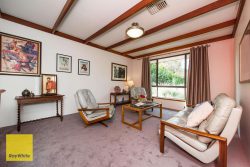 11 Traylen Rd, Kalamunda WA 6076, Australia