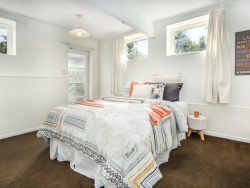 19a Lyndhurst Road, Tawa, Wellington­, 5028, New Zealand