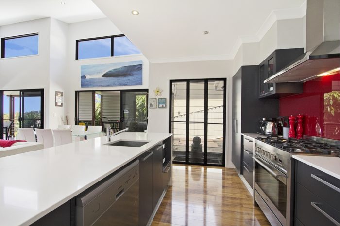 3 Buncrana Terrace, Banora Point NSW 2486, Australia
