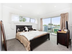 1/11 Crosher Place, Silverdale­, Hamilton, Waikato, 3216, New Zealand