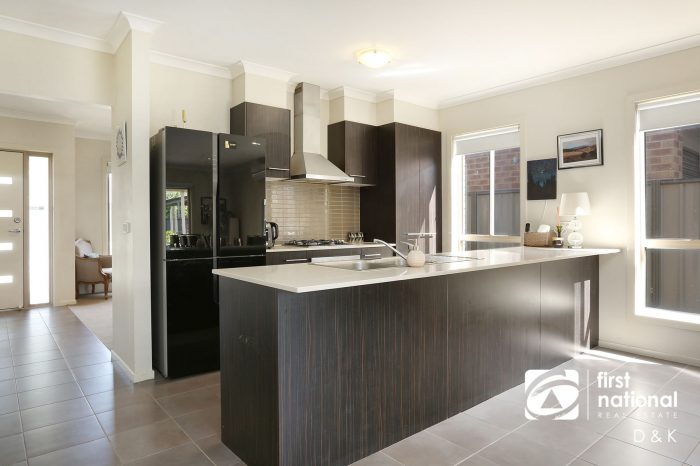 40 Manderston Ave, Derrimut VIC 3030, Australia