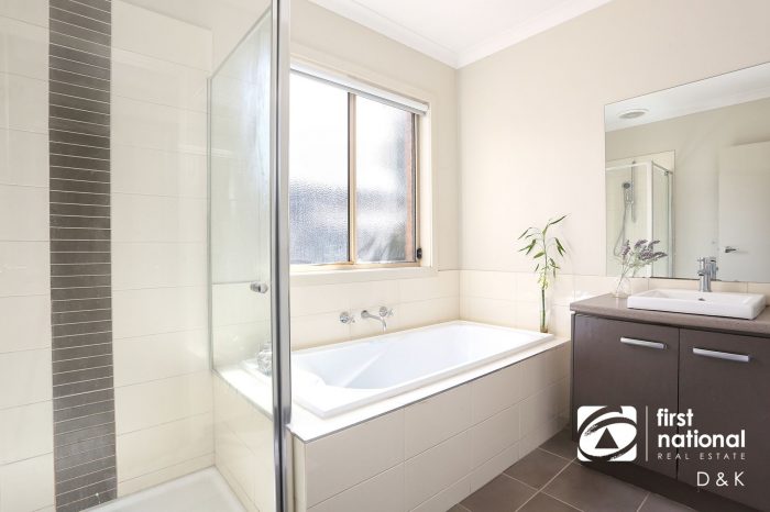 40 Manderston Ave, Derrimut VIC 3030, Australia