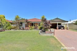 13 Summerlea Ave, Meadow Springs WA 6210, Australia