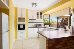 19 Flanagan Parade, Hannans WA 6430, Australia