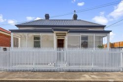 21 Roope St, New Town TAS 7008, Australia