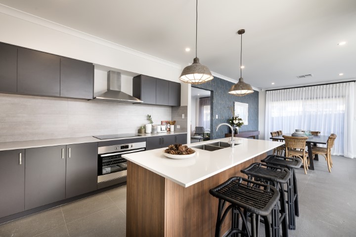 18 Serpentine Road, South Guildford WA 6055, Australia