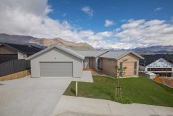 8 The Heights Avenue, Wanaka, Otago, 9305, New Zealand