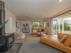 8 Willowridg­e, Wanaka, Otago, 9305, New Zealand