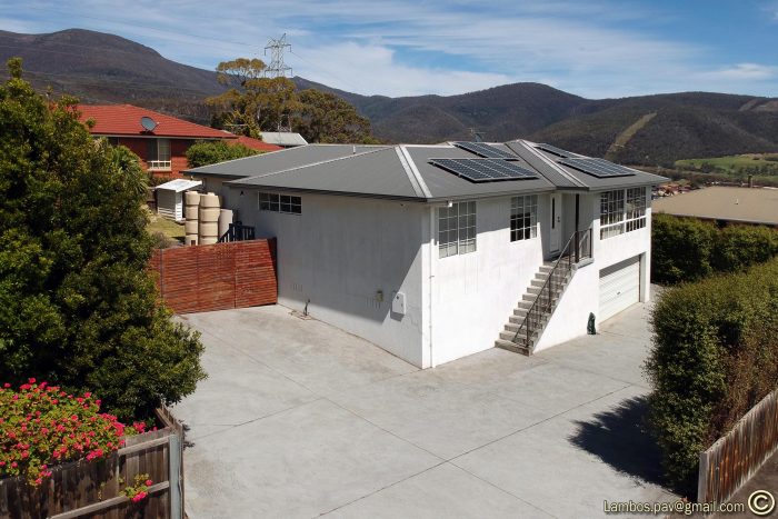 13 Kiren Ct, West Moonah TAS 7009, Australia