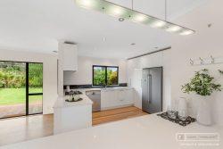 146 Blackbridg­e Road, Dairy Flat, Rodney, Auckland, 0794, New Zealand