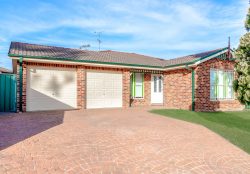 13 Ironbark Cres, Blacktown NSW 2148, Australia