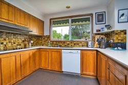 2/195 Inglis St, Ballan VIC 3342, Australia