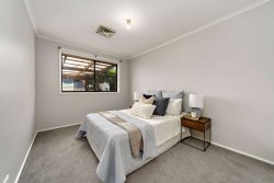 11 Merfield Pl, Giralang ACT 2617, Australia