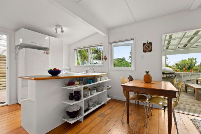 18 Miro Road, Palm Beach, Waiheke Island, Auckland, 1081, New Zealand