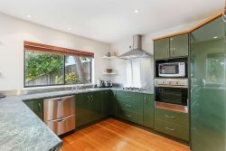 8A Godden Crescent, Mission Bay, Auckland, 1071, New Zealand