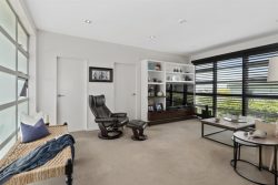 8a Sylvan Park Avenue, Milford, North Shore City, Auckland, 0620, New Zealand