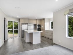 32 Ashton Fitchett Drive, Brooklyn, Wellington­, 6021, New Zealand