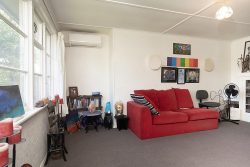 30 Avro Crescent, Hornby, Christchur­ch City, Canterbury, 8042, New Zealand