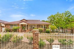 17 Bandalong St, Hillvue NSW 2340, Australia