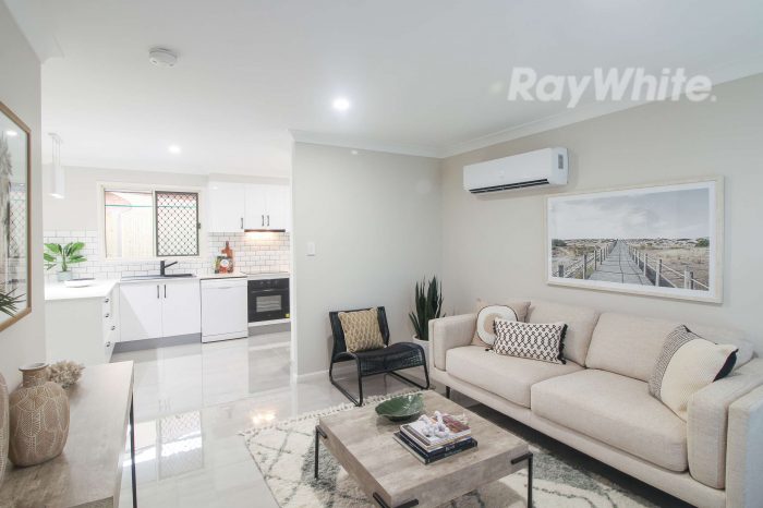 17 Evergreen Pl, Redbank Plains QLD 4301, Australia