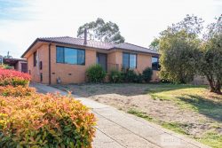 5 Gadara Pl, Tumut NSW 2720, Australia