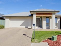 34 Mattei Ct, Evanston SA 5116, Australia