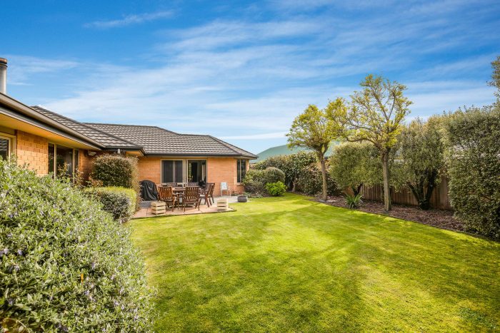 13 Paget Drive, Woodend, Waimakarir­i, Canterbury, 7610, New Zealand