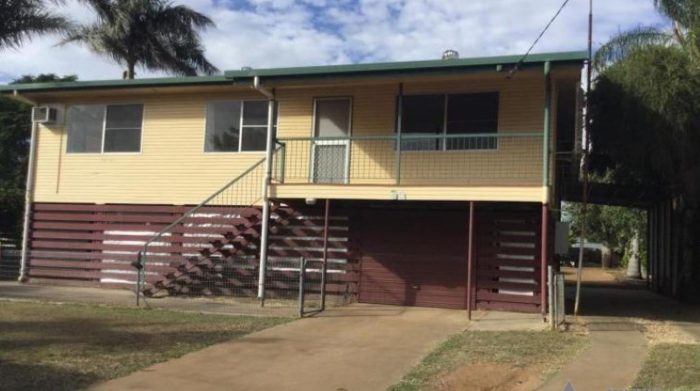 49 Taurus St, Blackwater QLD 4717, Australia