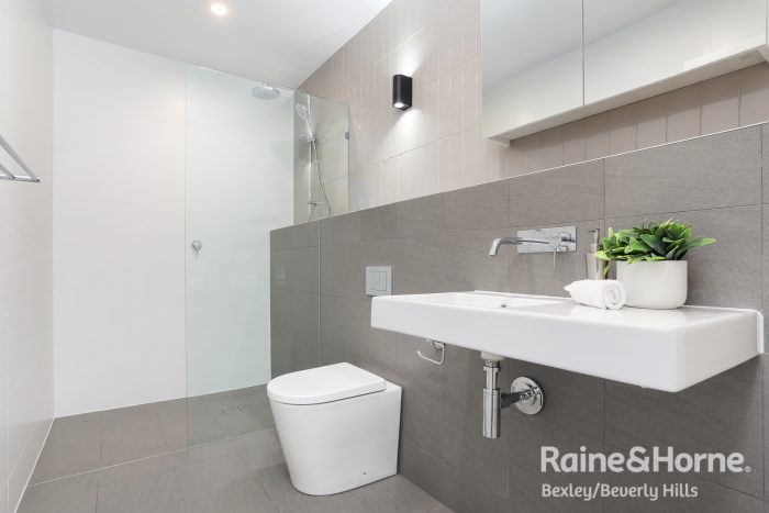 11 Rhonda Ave, Narwee NSW 2209, Australia