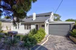 21 Seaforth Ave, Hazelwood Park SA 5066, Australia