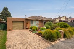 14 Sharman Ct, Bundoora VIC 3083, Australia