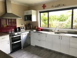 9 Sunbelt Crescent, Takaka, Tasman, Nelson / Tasman, 7110, New Zealand