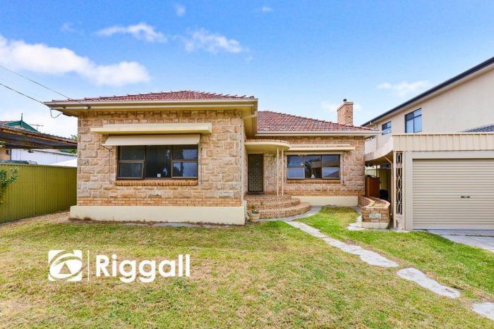 33 The Parade, Blair Athol SA 5084, Australia