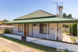 108 Tumut St, Adelong NSW 2729, Australia