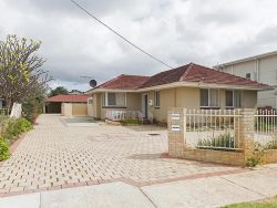 A/209 Roseberry Street, Bedford WA 6052, Australia