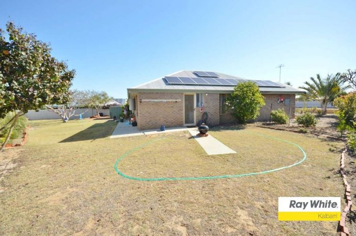 4 Adair Cl, Kalbarri WA 6536, Australia