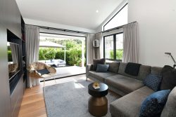 61 Arkles Strand, Arkles Bay, Rodney, Auckland, 0932, New Zealand