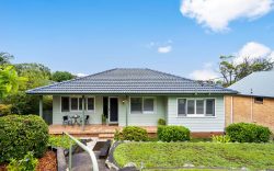 14 Balmoral Cl, Wallsend NSW 2287, Australia