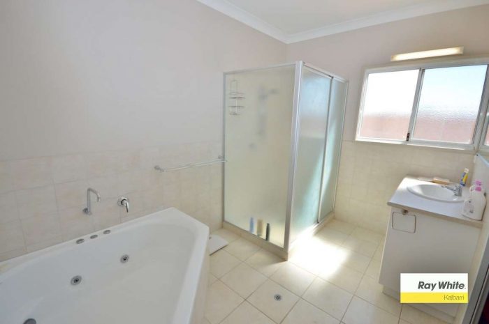 11 Banksia St, Kalbarri WA 6536, Australia